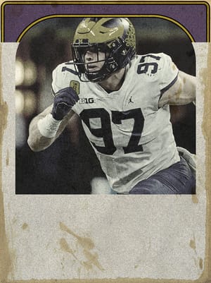Aidan Hutchinson Legends Unleashed 96 OVR - College Football 25