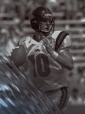 Eli Manning S8 Ultimate Alumni 96 OVR - College Football 26